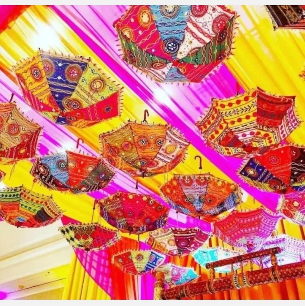 Indian sun parasols. For all ages.